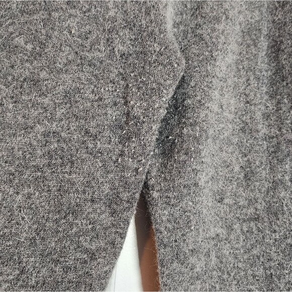 Lambs Wool Blend Gray Stretch Leggings. Waist Altered, 17in Across - Picture 4 of 5